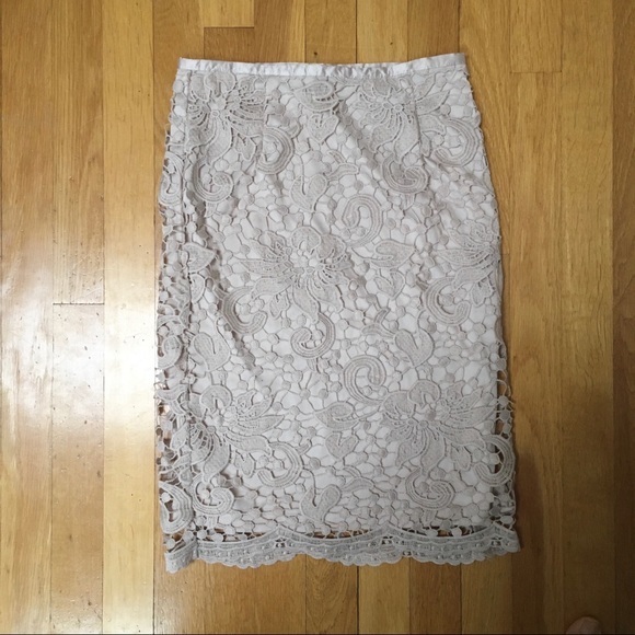The Clothing Company Lace Pencil Skirt Size Small - Picture 1 of 7
